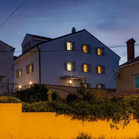 Ancora- Sabina Daire