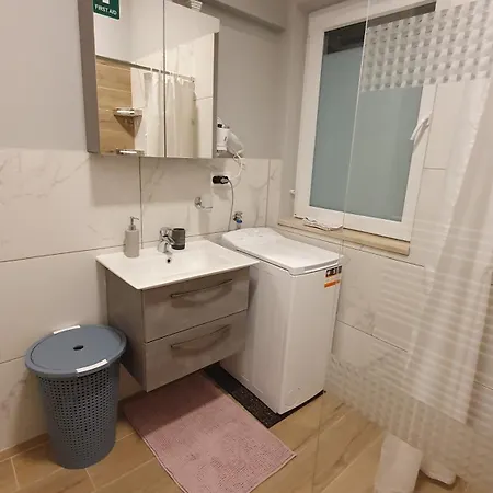 Ancora- Sabina Daire *